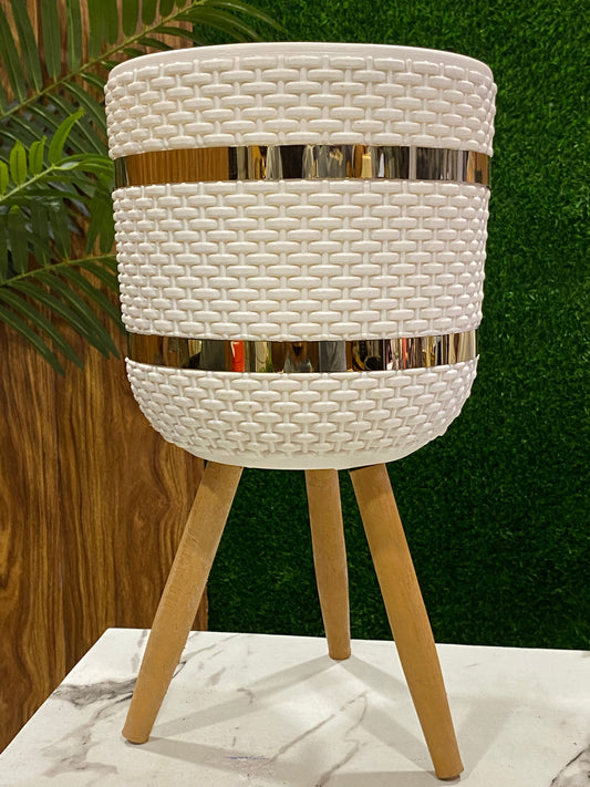 Wooden Stand Pot